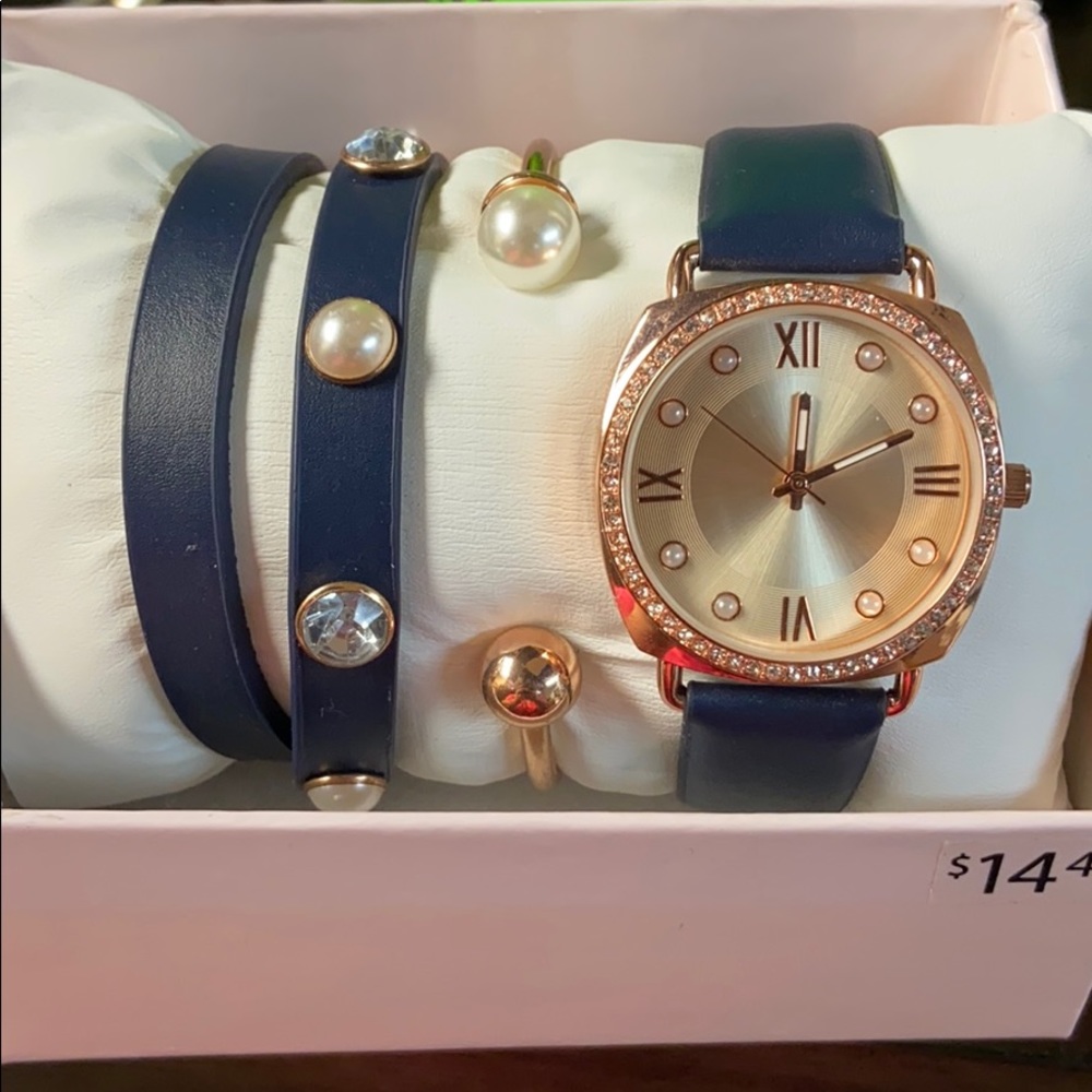 Watch set